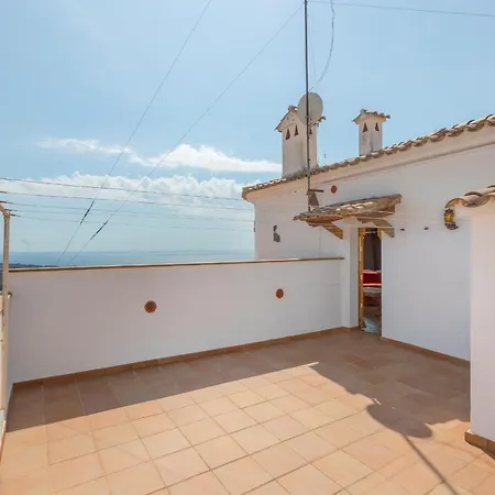 Hauzify I Casa Suredes Holiday home